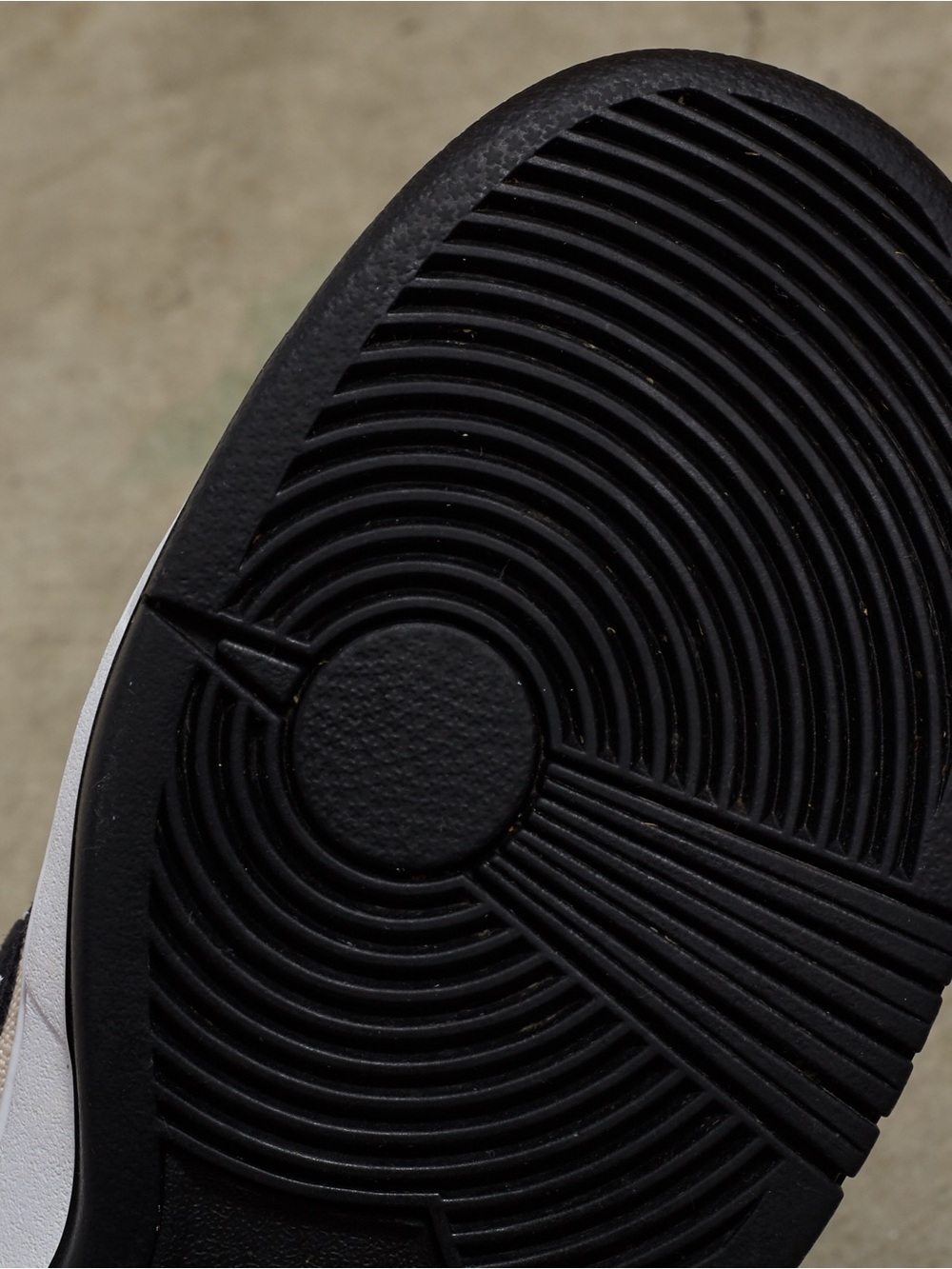 Nike x Albino & Preto SB Dunk Low Pro ‘Jiu-Jitsu’ - Picture 8 of 10